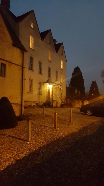 Grigshot Apartment Stroud  Zewnętrze zdjęcie