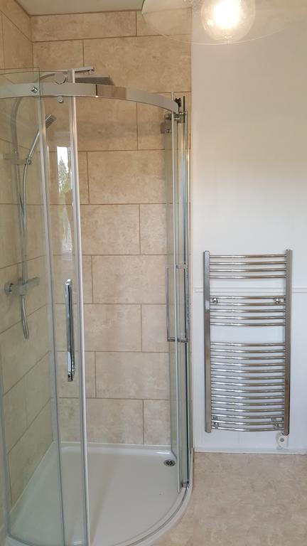 Grigshot Apartment Stroud  Zewnętrze zdjęcie